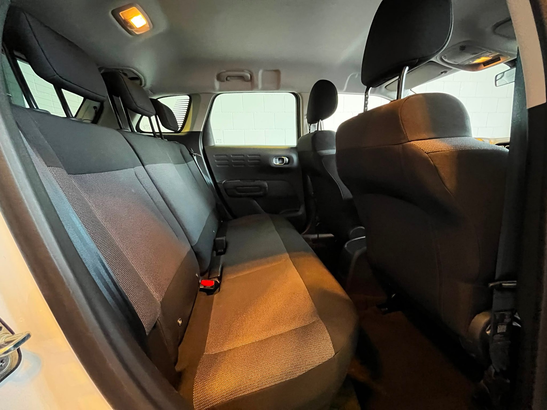 CITROEN C3 Aircross 1.2 SwissEAT6-image-15