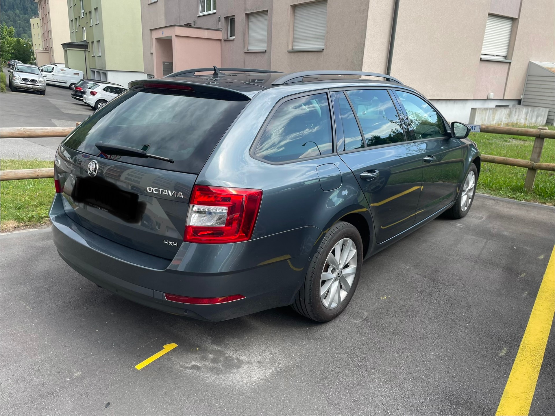 SKODA 2.0 TDI 184 Ambition 4x4 DSG-image-1