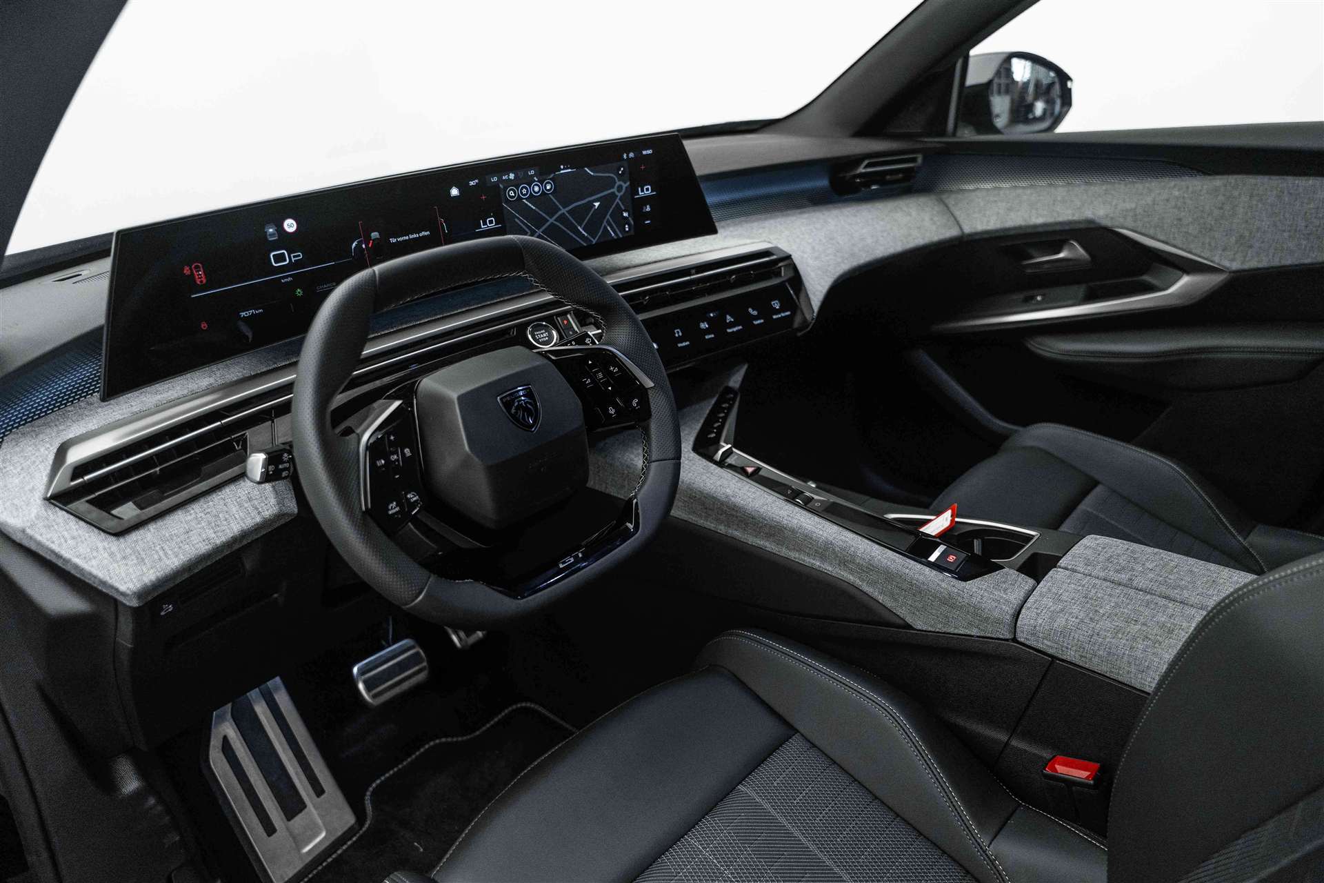 PEUGEOT 5008 145 Hybrid GT 7-Plätzer e-DCS-Automat-image-6