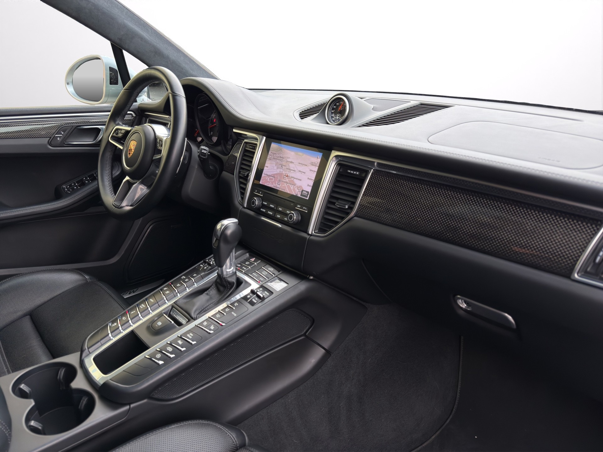 PORSCHE Macan Turbo Performance PDK-image-14