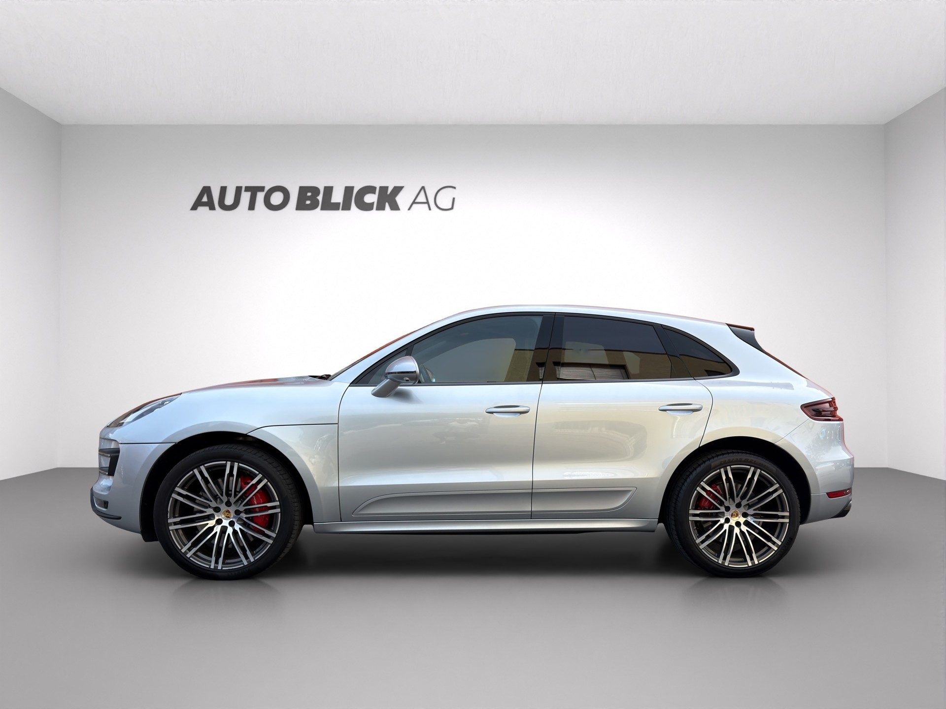 PORSCHE Macan Turbo Performance PDK-image-4