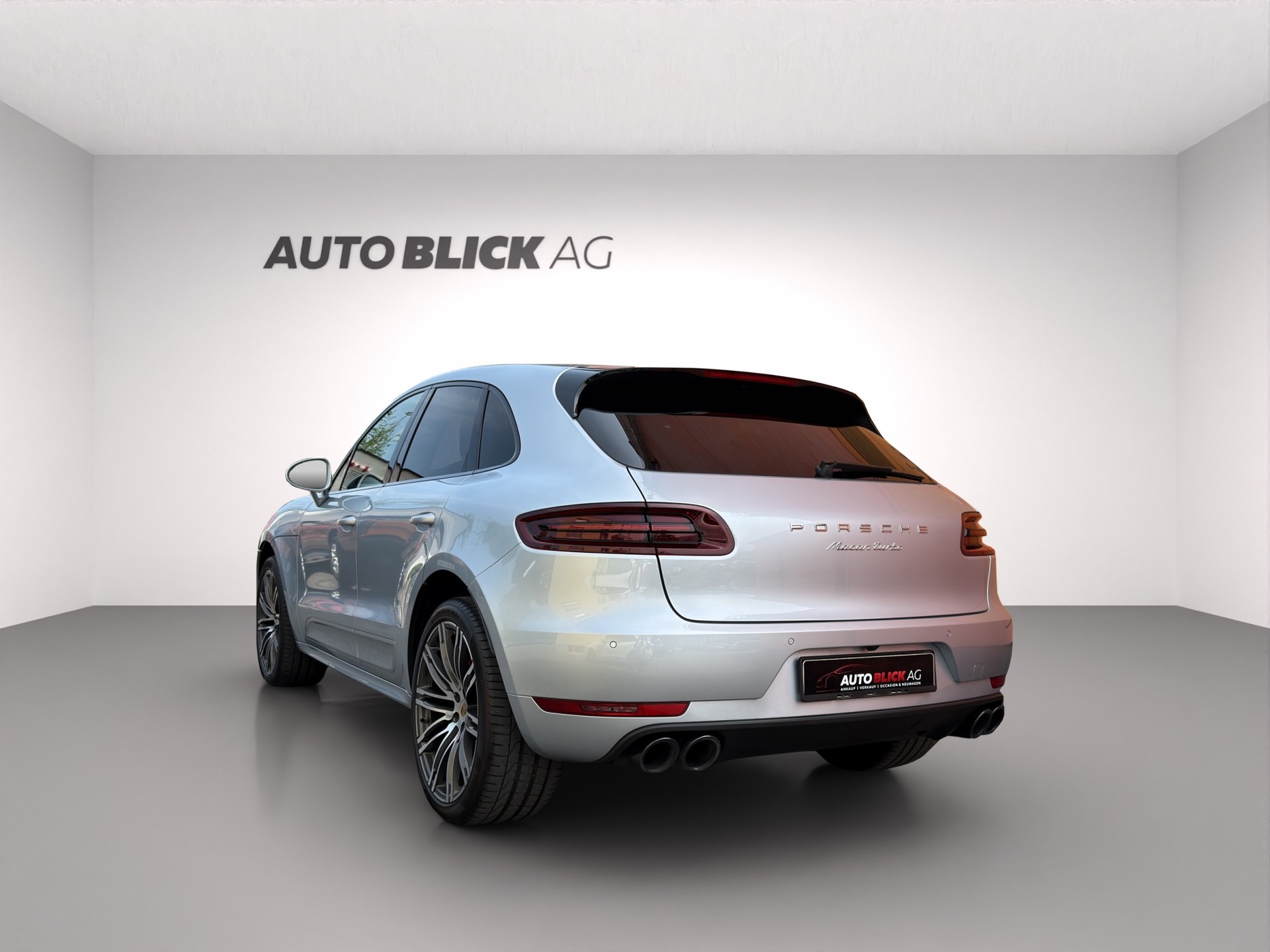 PORSCHE Macan Turbo Performance PDK-image-6