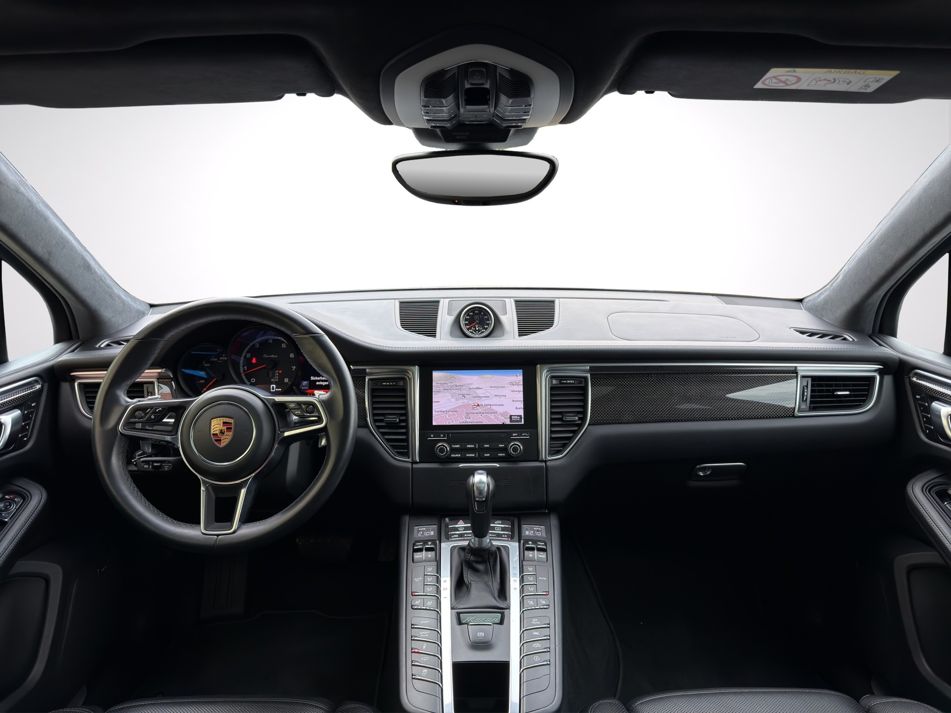 PORSCHE Macan Turbo Performance PDK-image-12