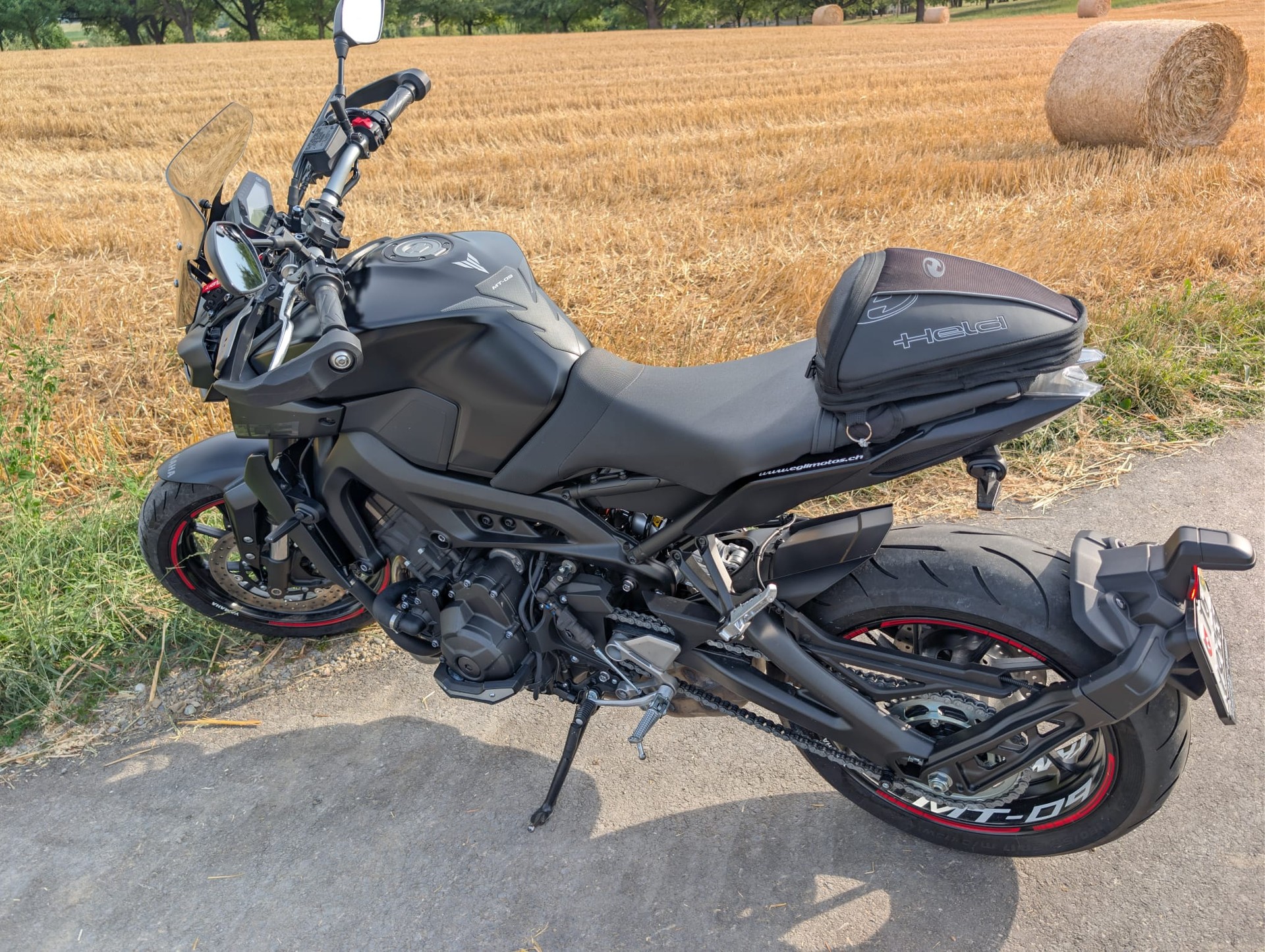 YAMAHA MT-09 ABS-image-1