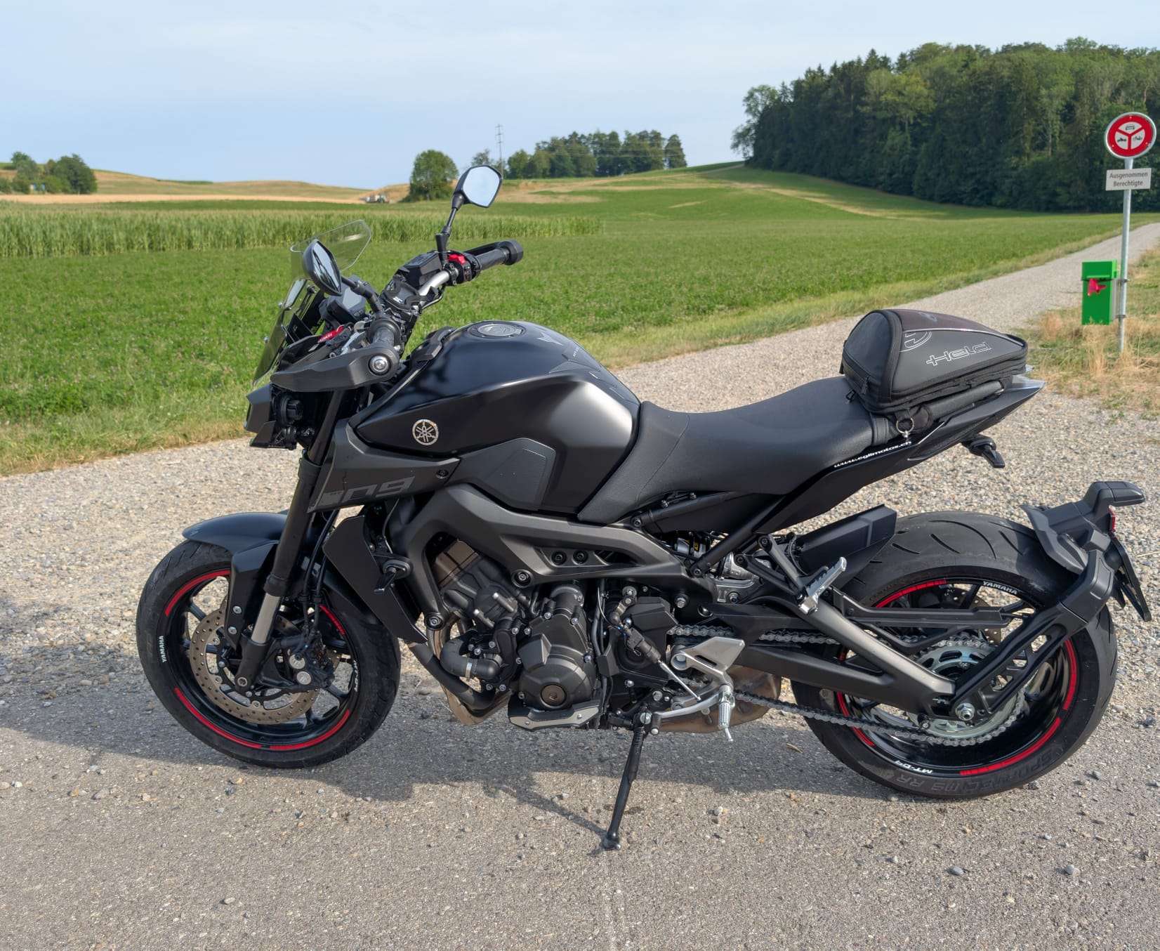 YAMAHA MT-09 ABS-image-3