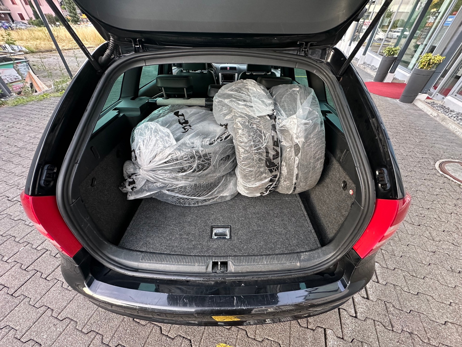SKODA Octavia 2.0 TFSI RS-image-10