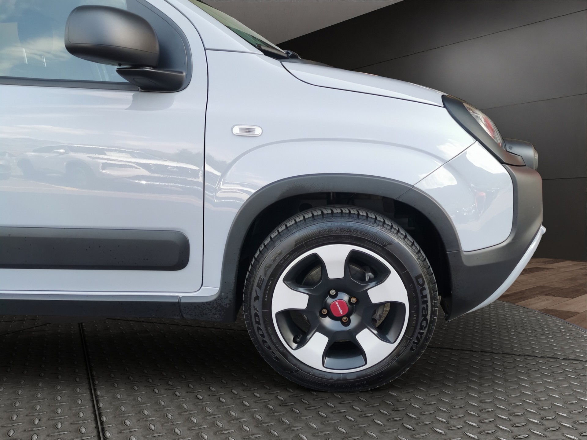 FIAT Panda 1.0 MHEV City Cross-image-3