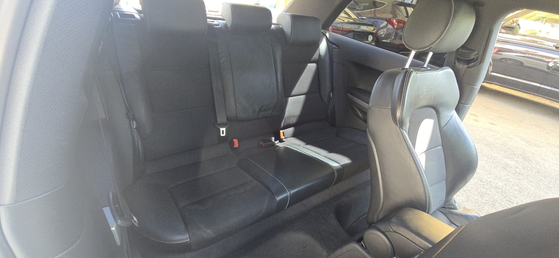 AUDI A3 2.0 TFSI Style quattro S-tronic s-line-image-10