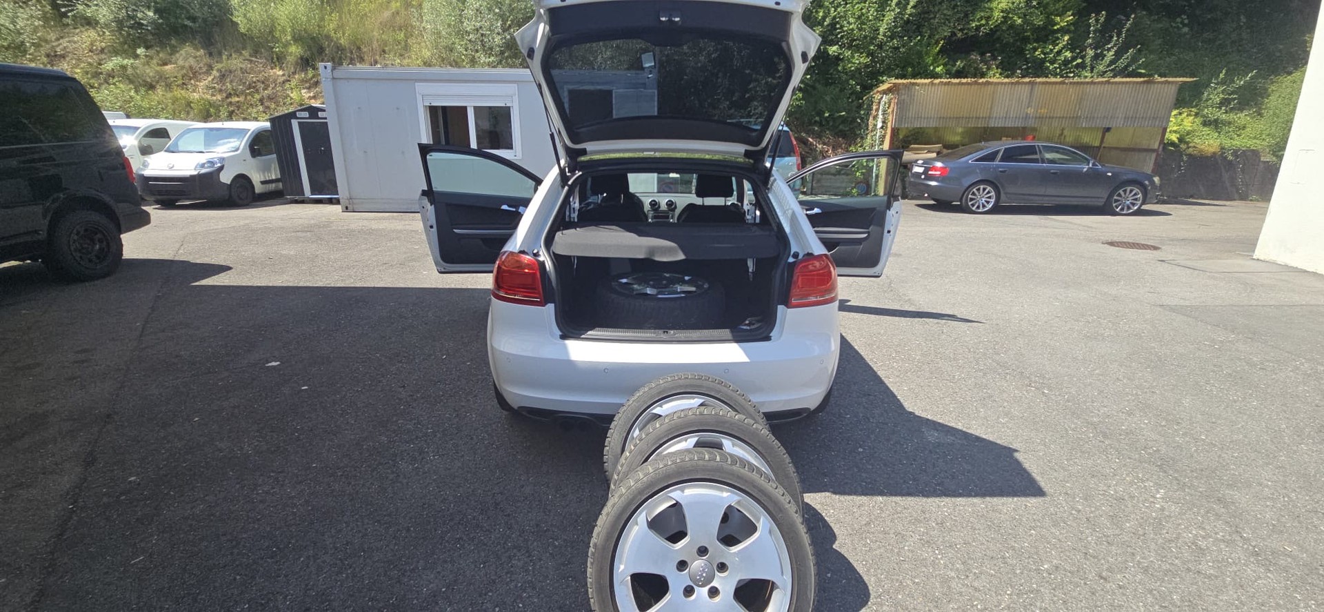 AUDI A3 2.0 TFSI Style quattro S-tronic s-line-image-11