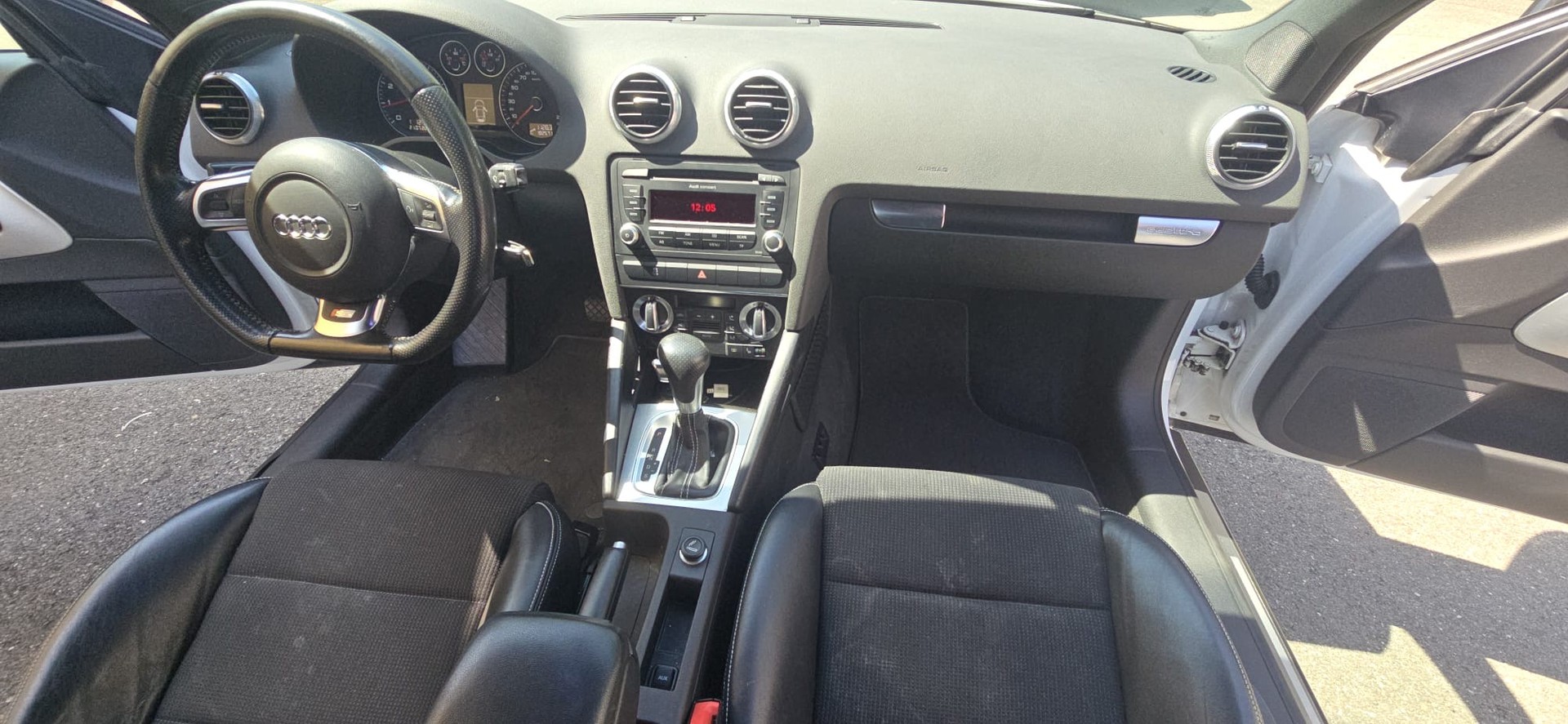 AUDI A3 2.0 TFSI Style quattro S-tronic s-line-image-9