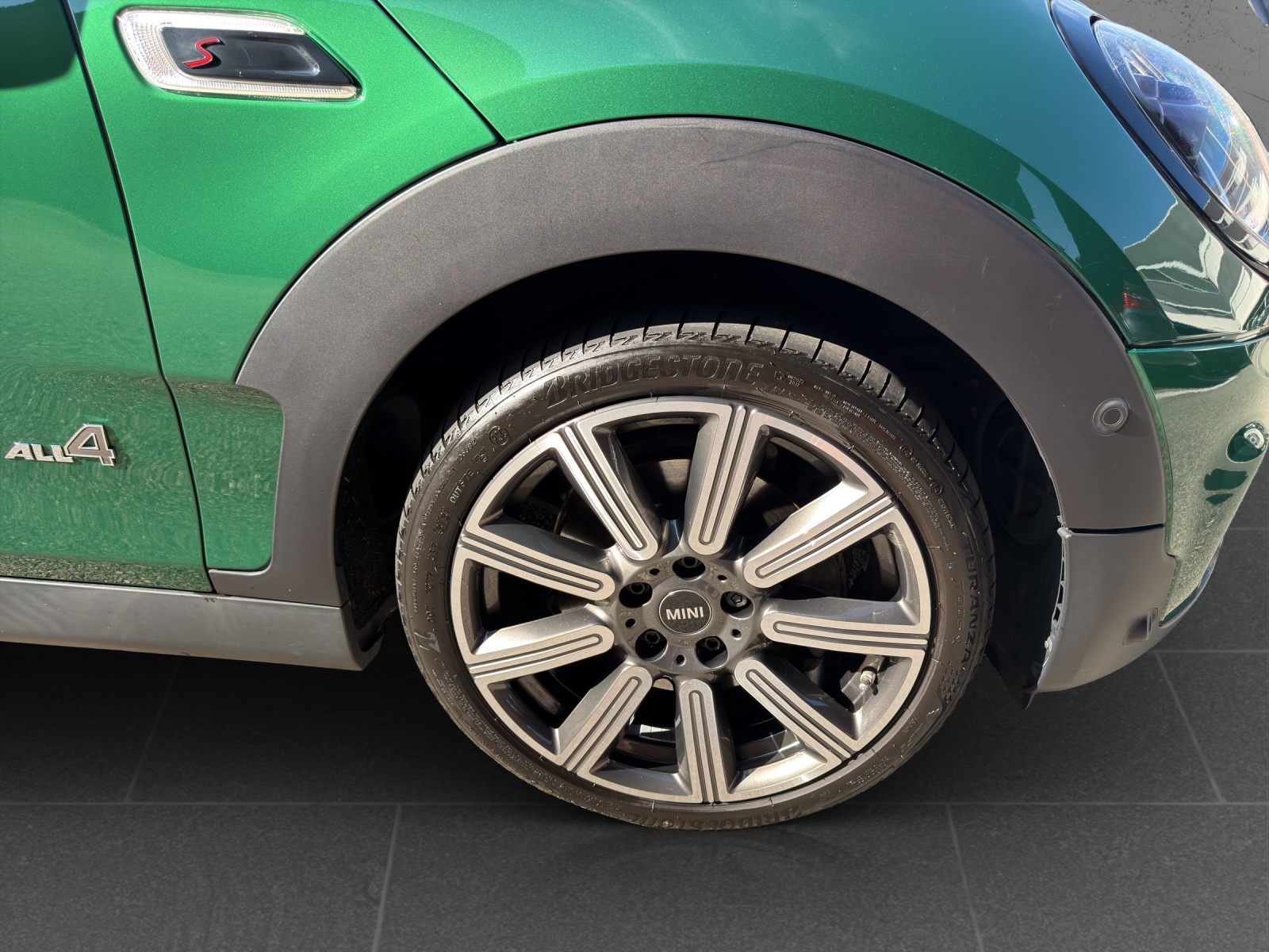 MINI Clubman Cooper S ALL4 Steptronic-image-8