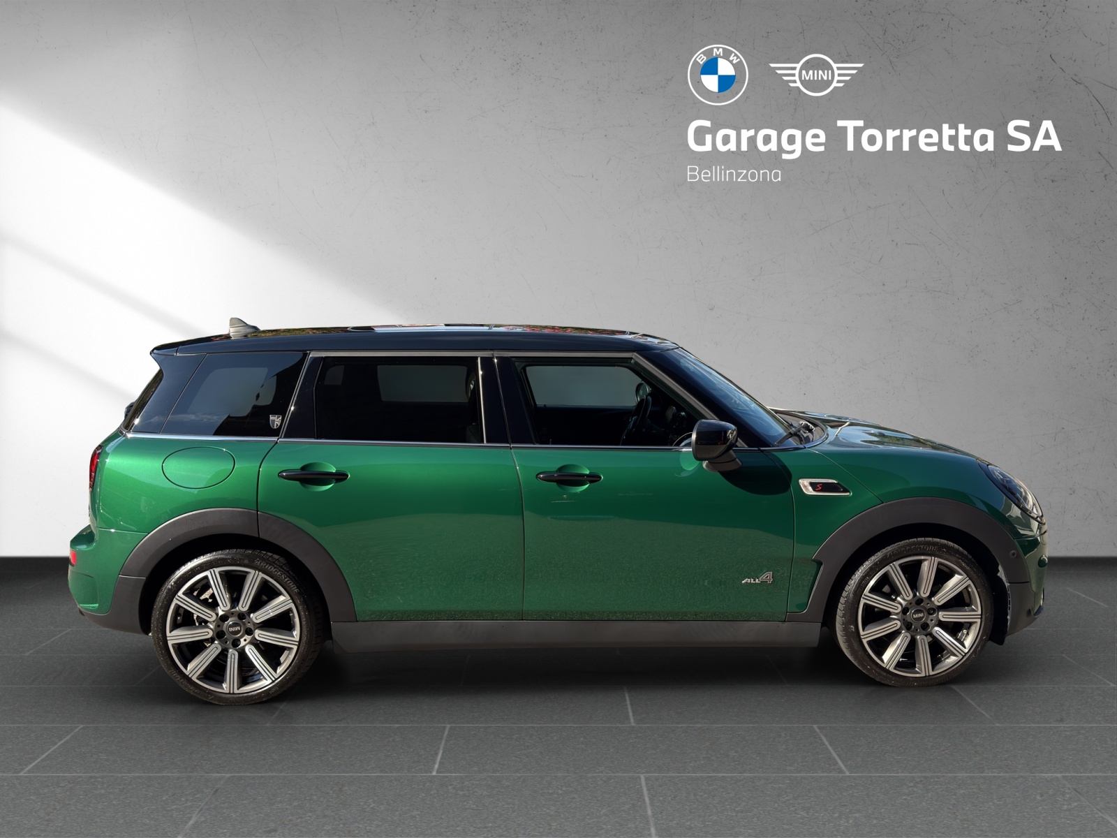 MINI Clubman Cooper S ALL4 Steptronic-image-5