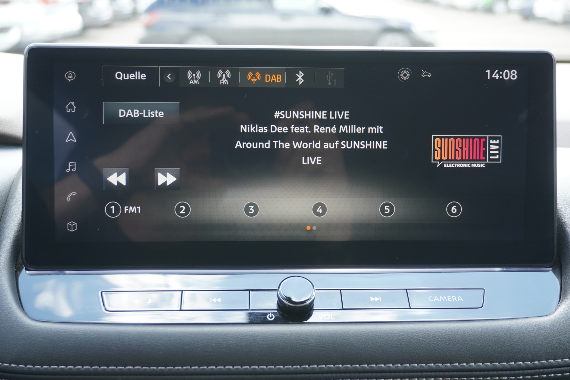 NISSAN X-Trail 1.5 VC-T e-Power 4WD 7 Sitze N-Connecta-image-24