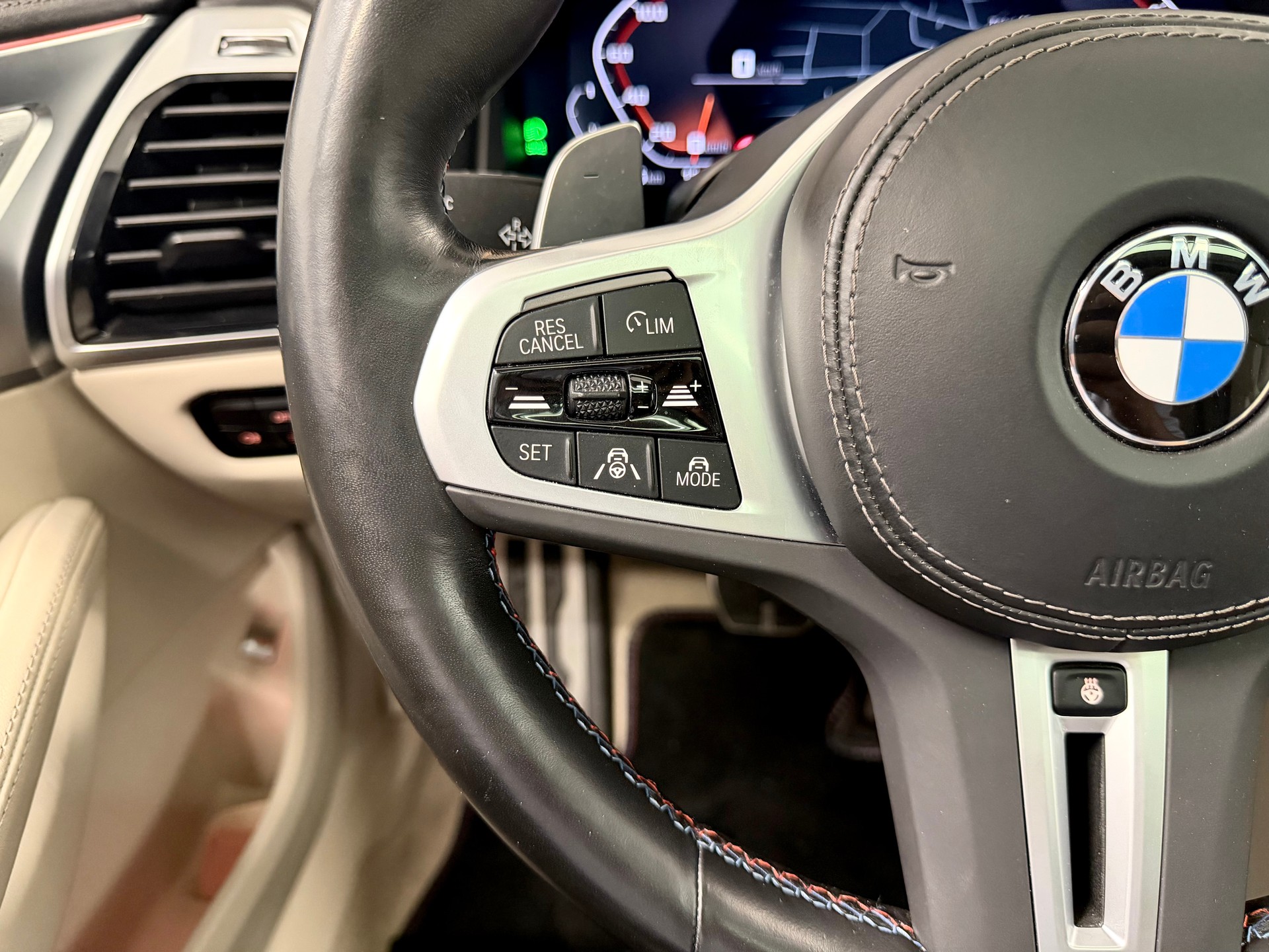 BMW M850i xDrive Grand Coupé Steptronic *B&W Diamond*360°*Head-Up*Panorama*-image-20