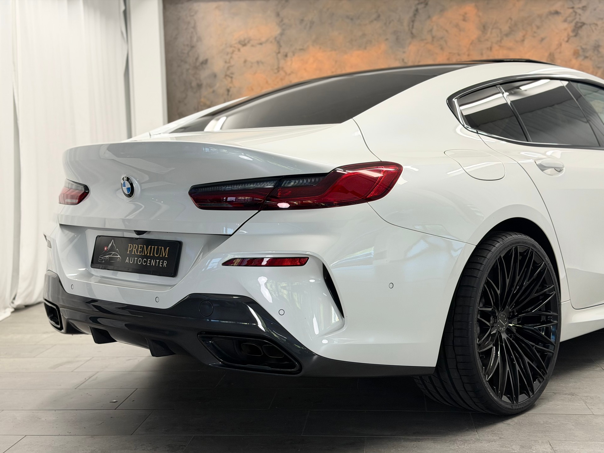 BMW M850i xDrive Grand Coupé Steptronic *B&W Diamond*360°*Head-Up*Panorama*-image-7
