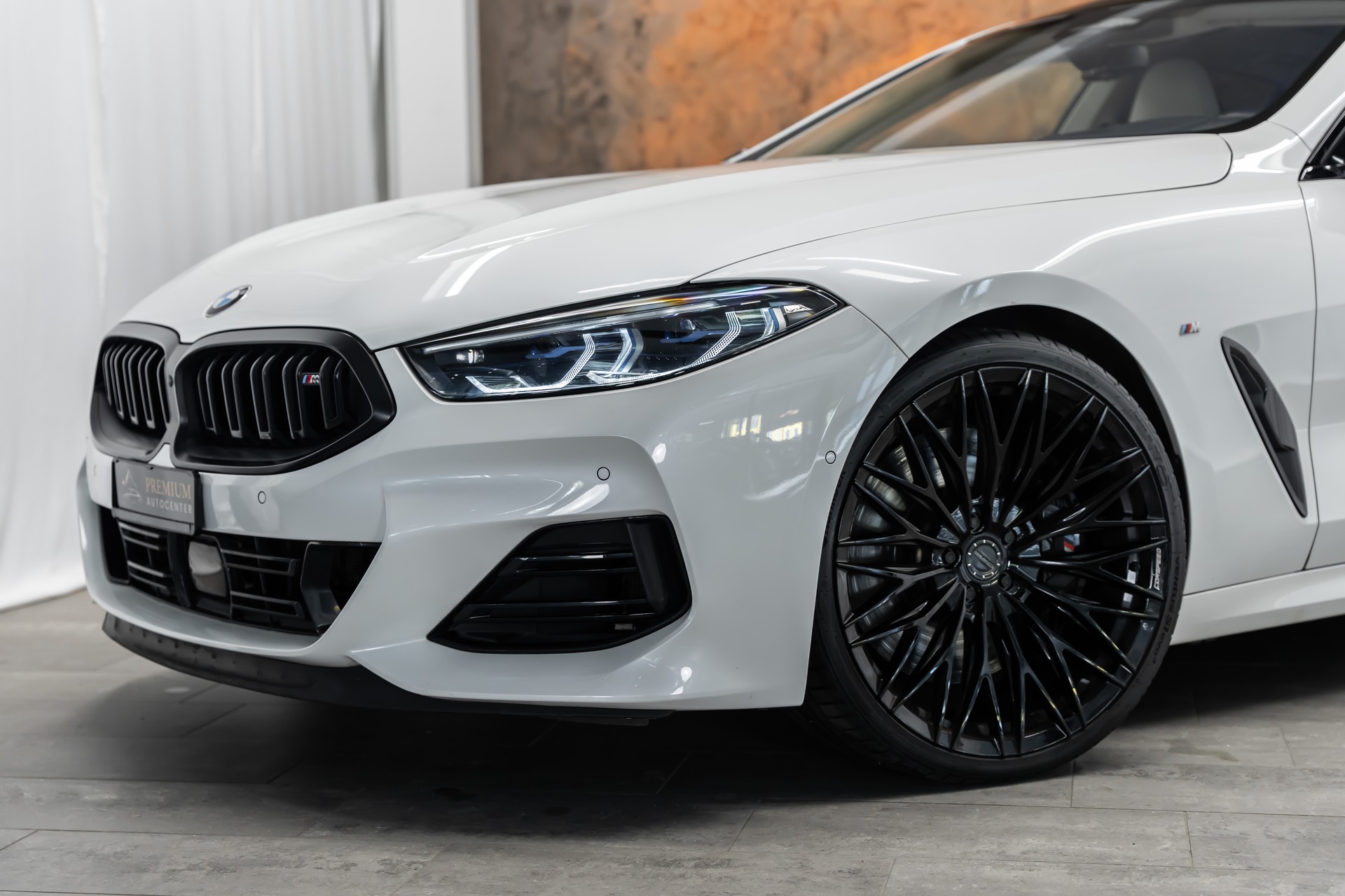 BMW M850i xDrive Grand Coupé Steptronic *Performance-Sitze*B&W-Diamond*Head-Up*Panorama*-showroom-element-1
