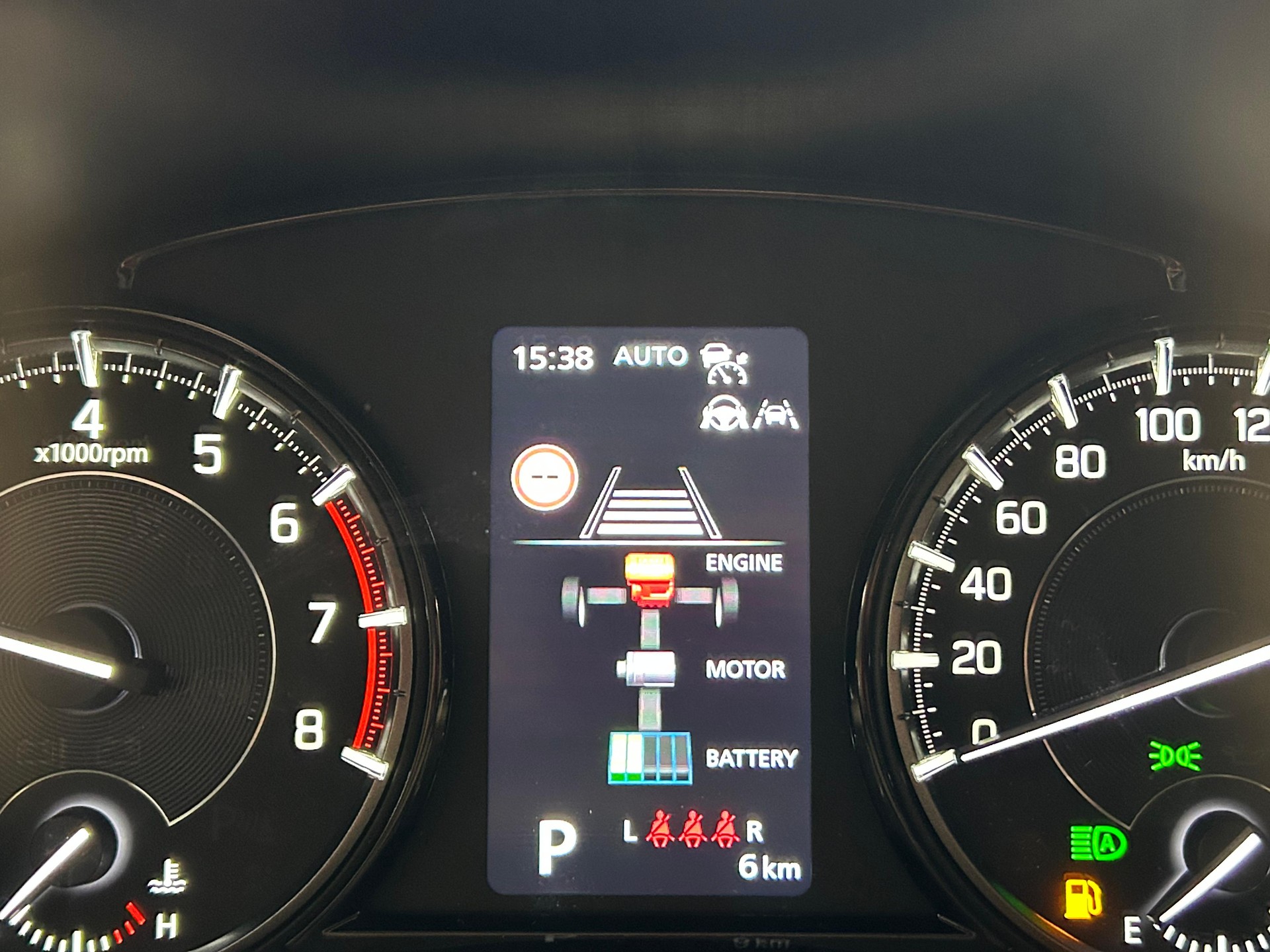 SUZUKI S-Cross 1.4 T Piz Sulai Hybrid 4x4 4 ROUES HIVER OFFERT-image-8