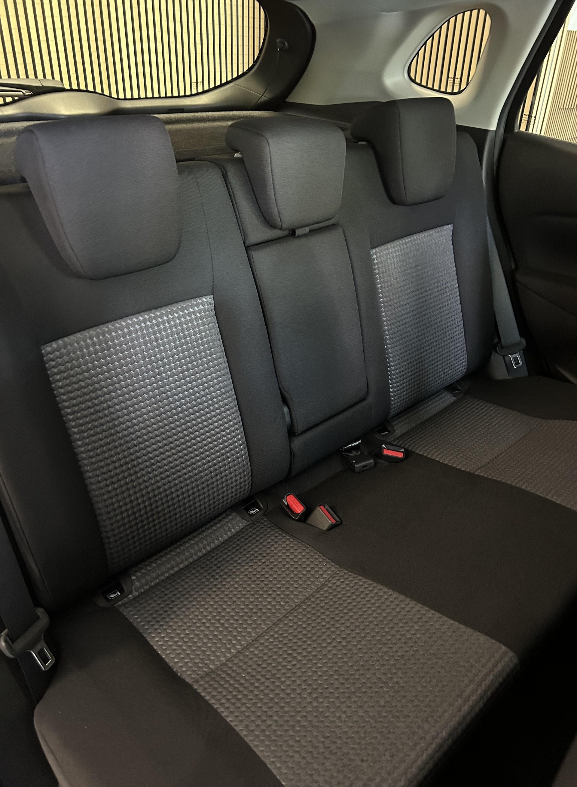 SUZUKI S-Cross 1.4 T Piz Sulai Hybrid 4x4 4 ROUES HIVER OFFERT-image-17