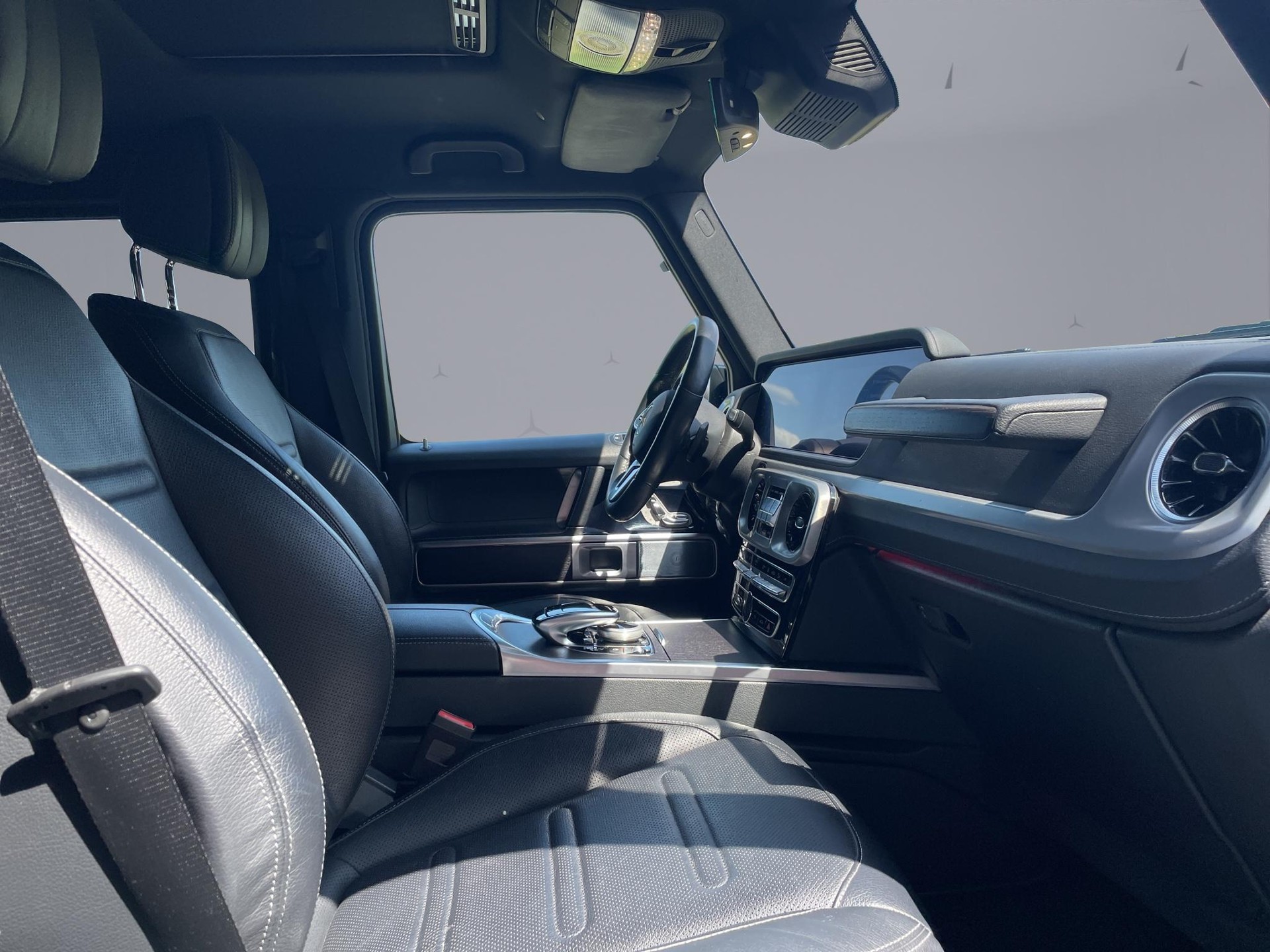 MERCEDES-BENZ G 400 d-image-16