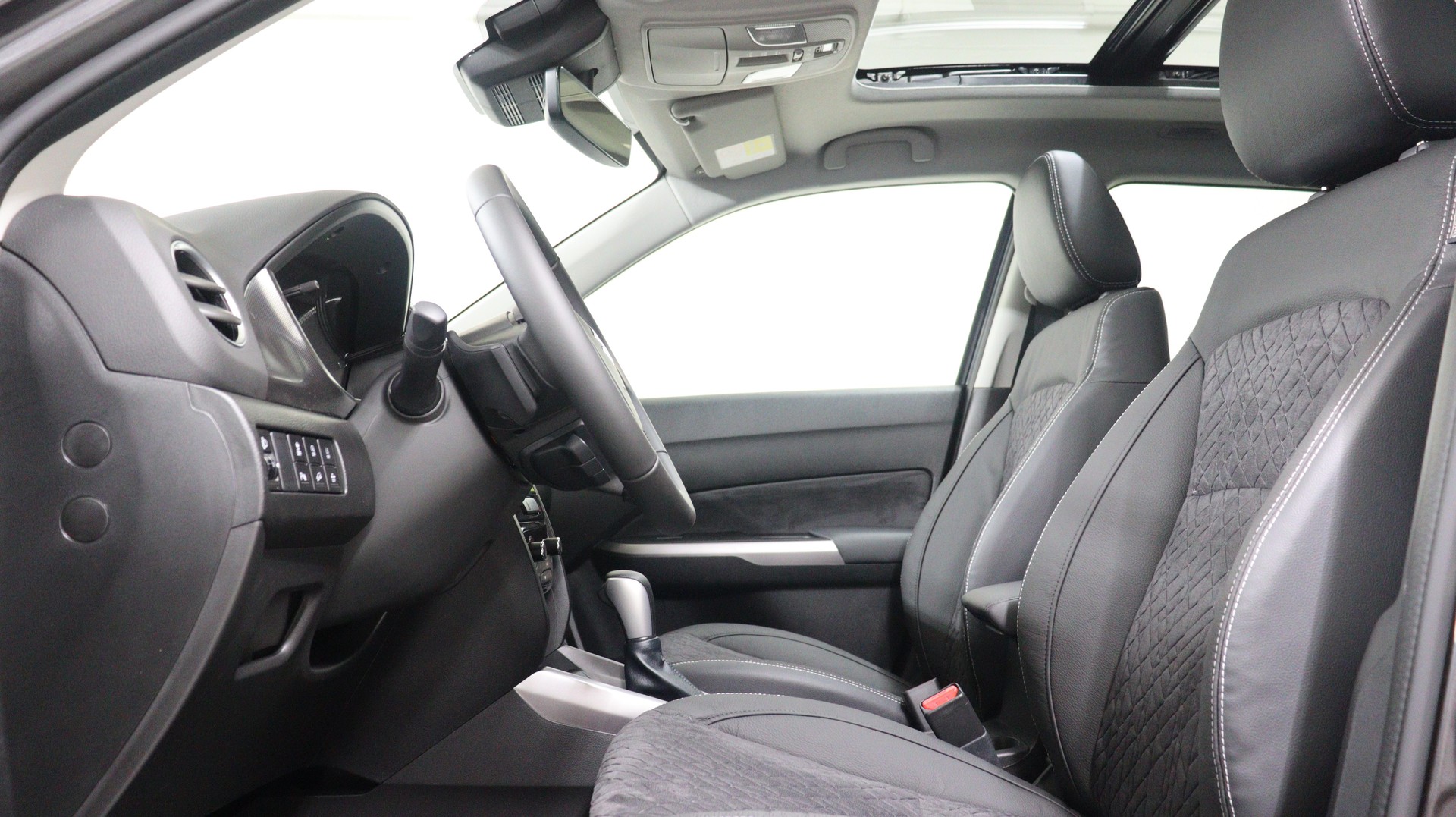 SUZUKI Vitara 1.4 T Compact Top Hybrid 4x4-image-2