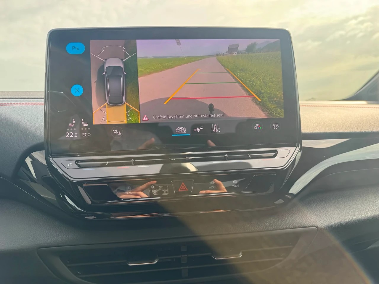 VW ID.4 GTX 77 kWh 4Motion mit Anhängerkupplung und Panorama Dach-image-10