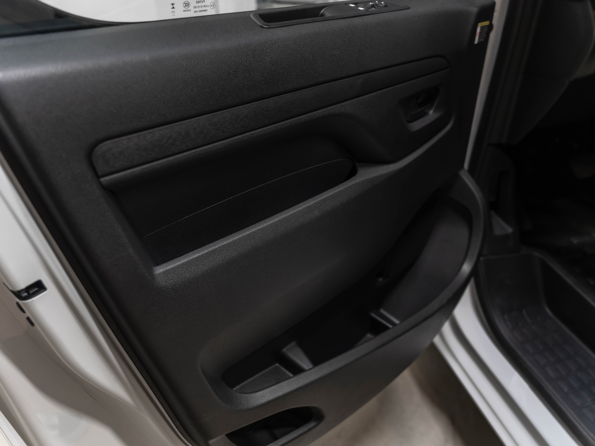 CITROEN e-Jumpy XL 75kWh-image-32