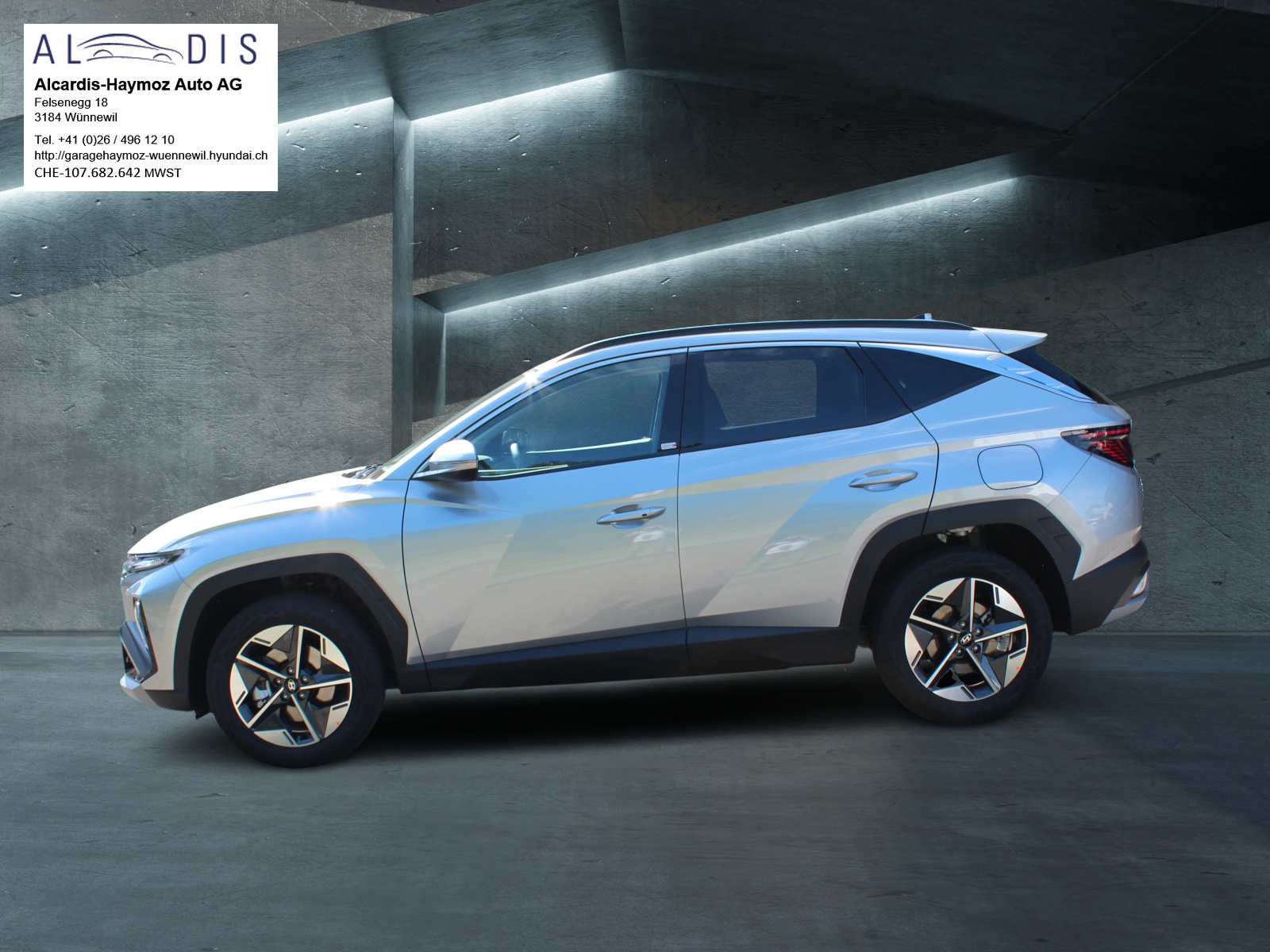 HYUNDAI Tucson 1.6 TGDI HEV 215PS Amplia 2WD-image-1