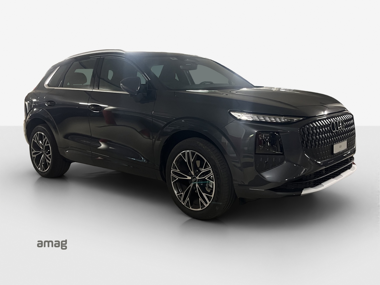 AUDI Q3 SUV 110 kW TFSI S tronic-image-5