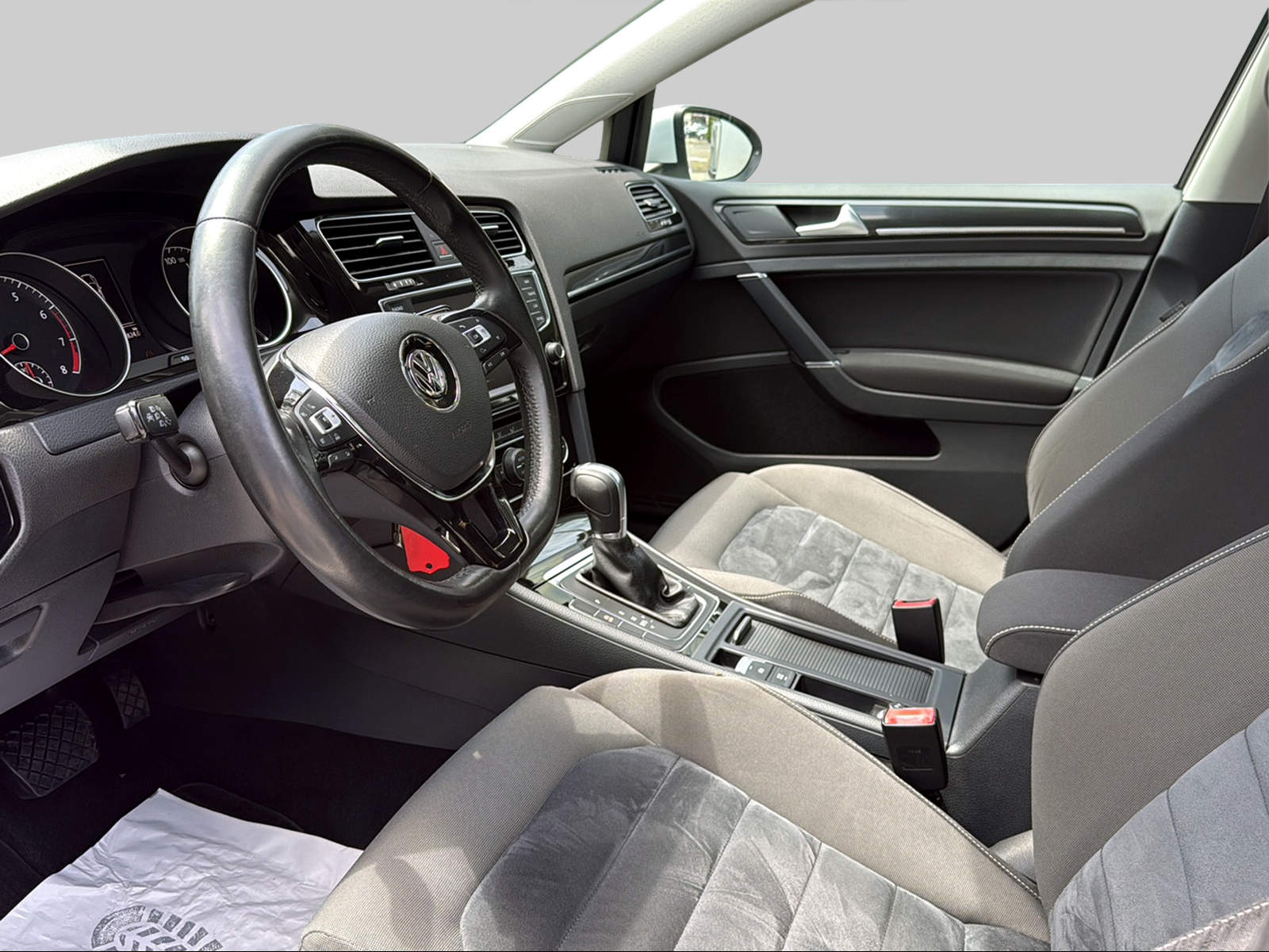 VW Golf 1.4 TSI Highline DSG-image-5