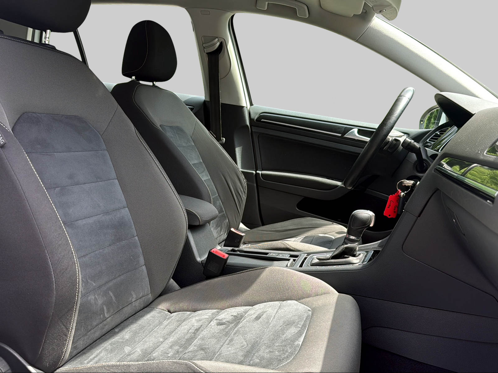 VW Golf 1.4 TSI Highline DSG-image-11
