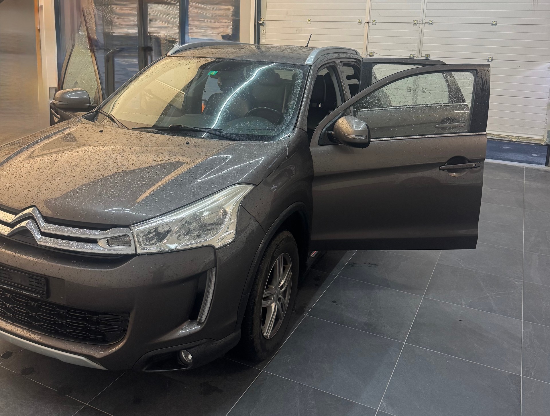 CITROEN C4 Aircross 1.6 HDi Exclusive 4WD-image-1