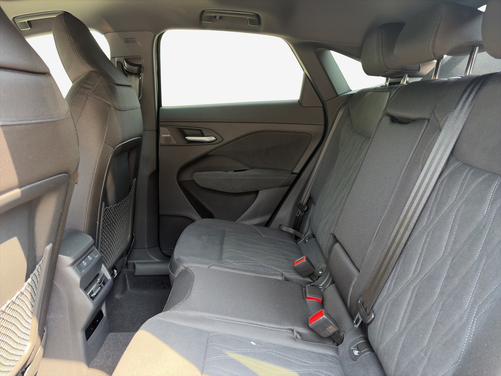 AUDI Q3 Sportback e-hybrid 200 kW S tronig-image-11