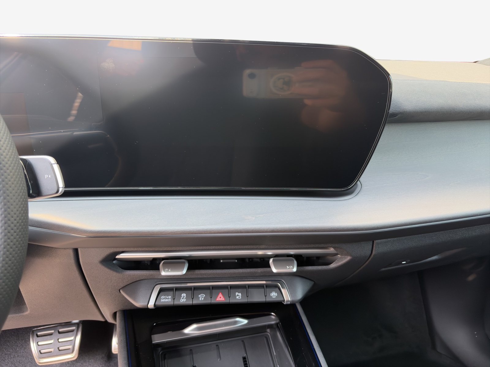 AUDI Q3 Sportback e-hybrid 200 kW S tronig-image-10