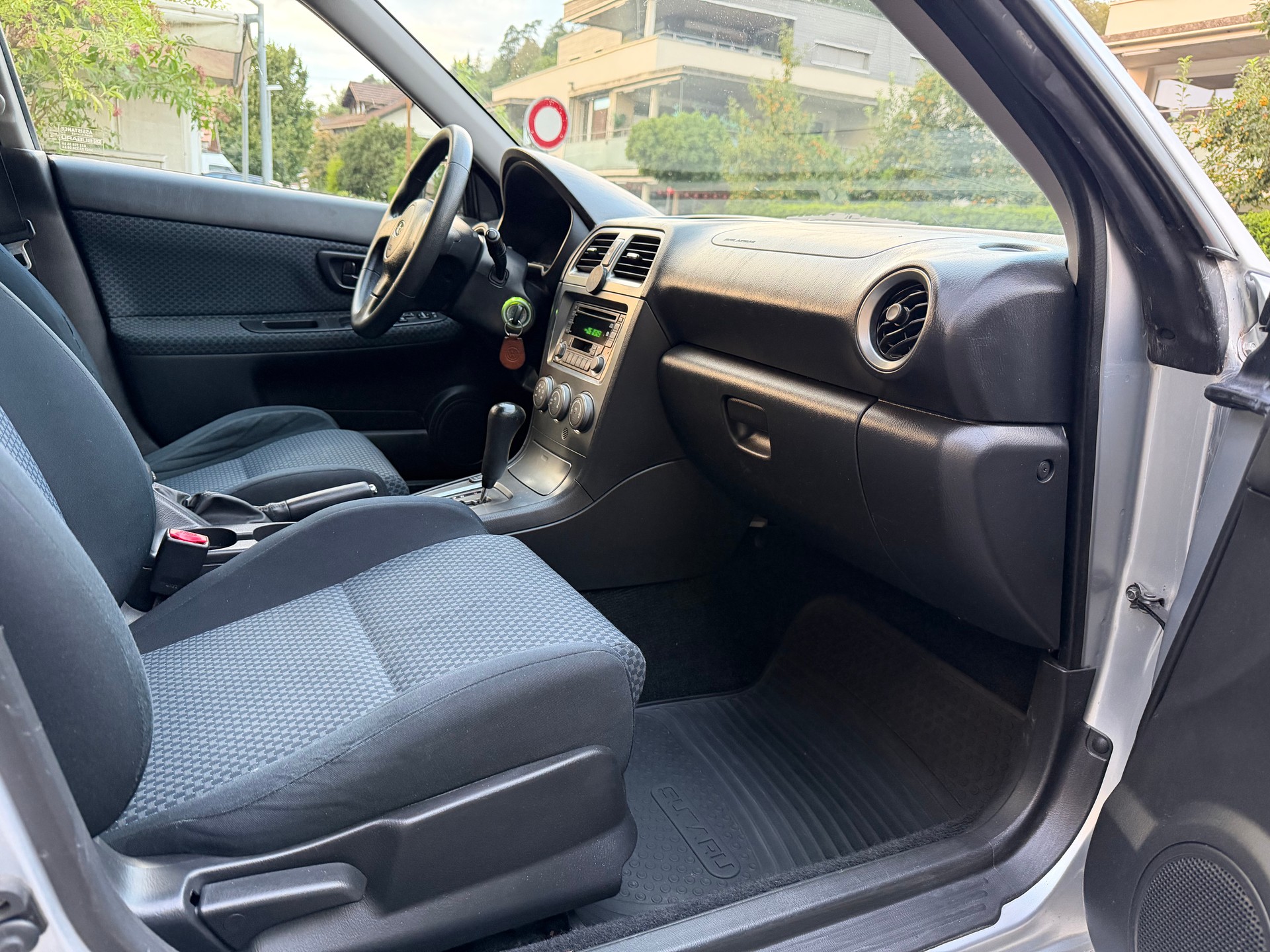 SUBARU Impreza 1.5R Swiss Pique-As Automatic-image-11