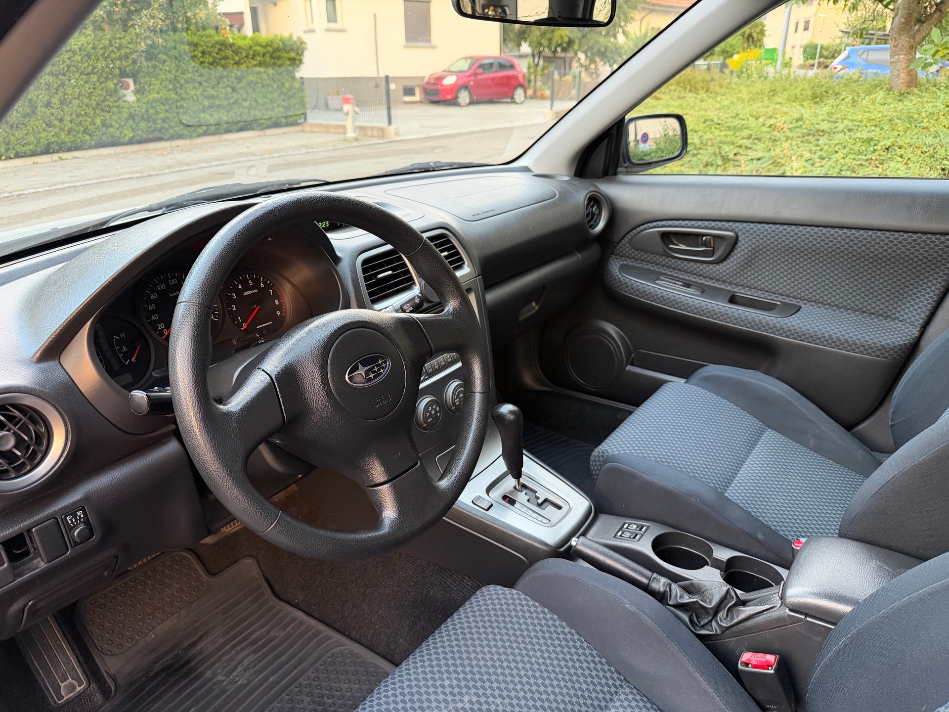 SUBARU Impreza 1.5R Swiss Pique-As Automatic-image-8