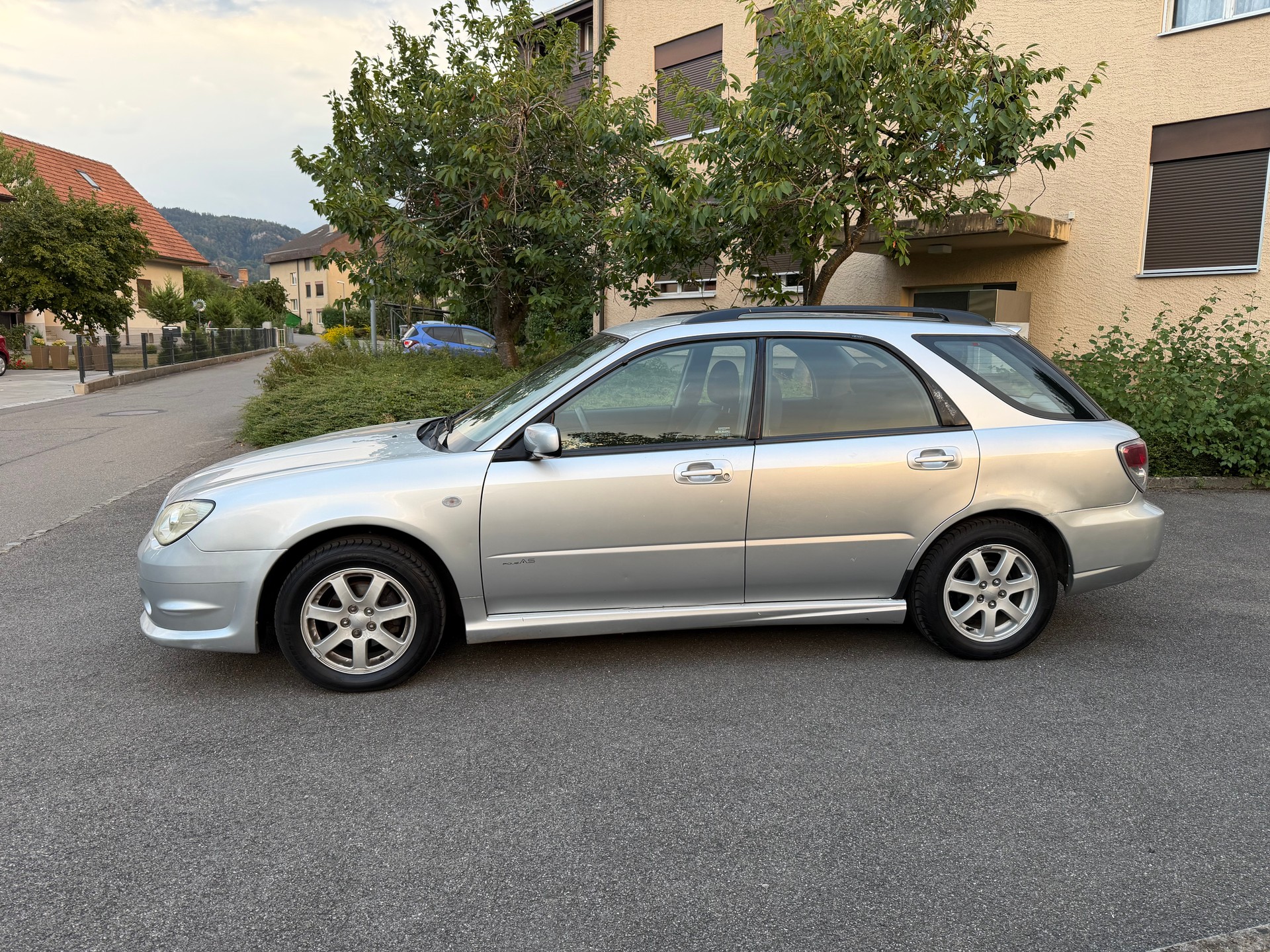 SUBARU Impreza 1.5R Swiss Pique-As Automatic-image-2