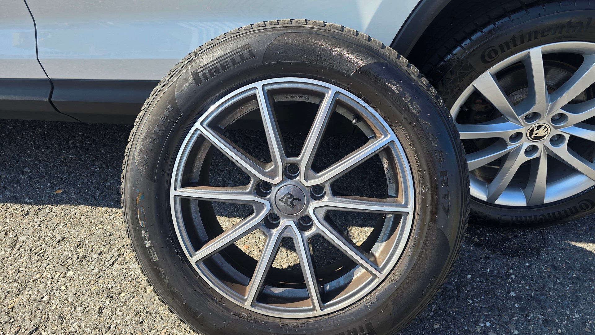 SKODA Kodiaq 2.0 TDI SCR Style 4x4 DSG-image-11