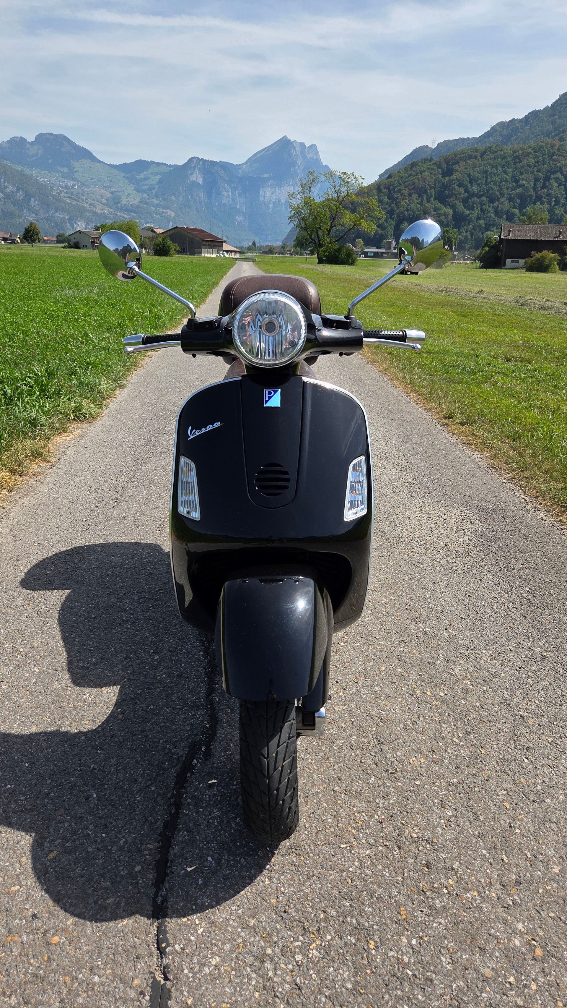 PIAGGIO Vespa 200 GT-image-2