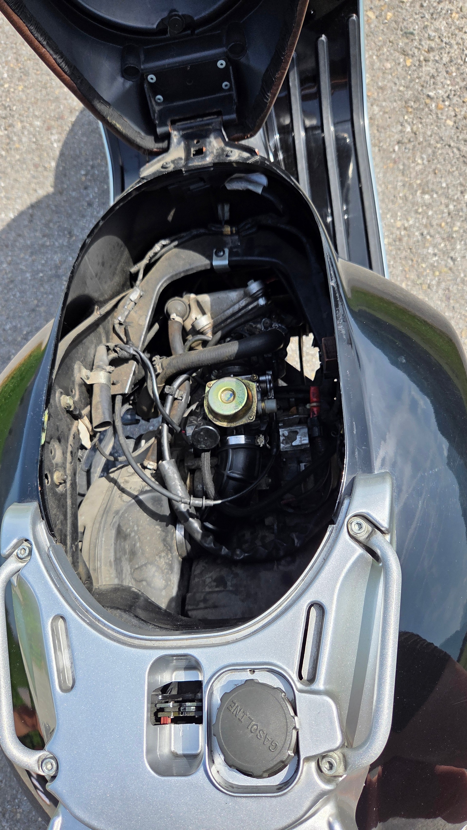 PIAGGIO Vespa 200 GT-image-10