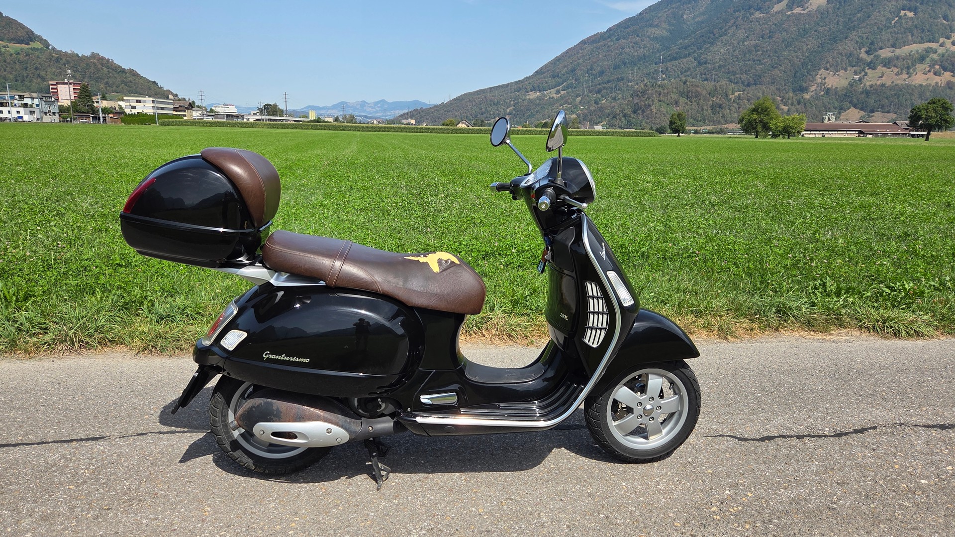 PIAGGIO Vespa 200 GT-image-4