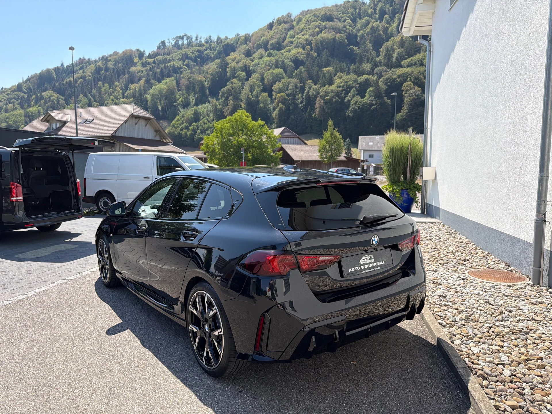 BMW 118d Steptronic M Sport Pro-image-13