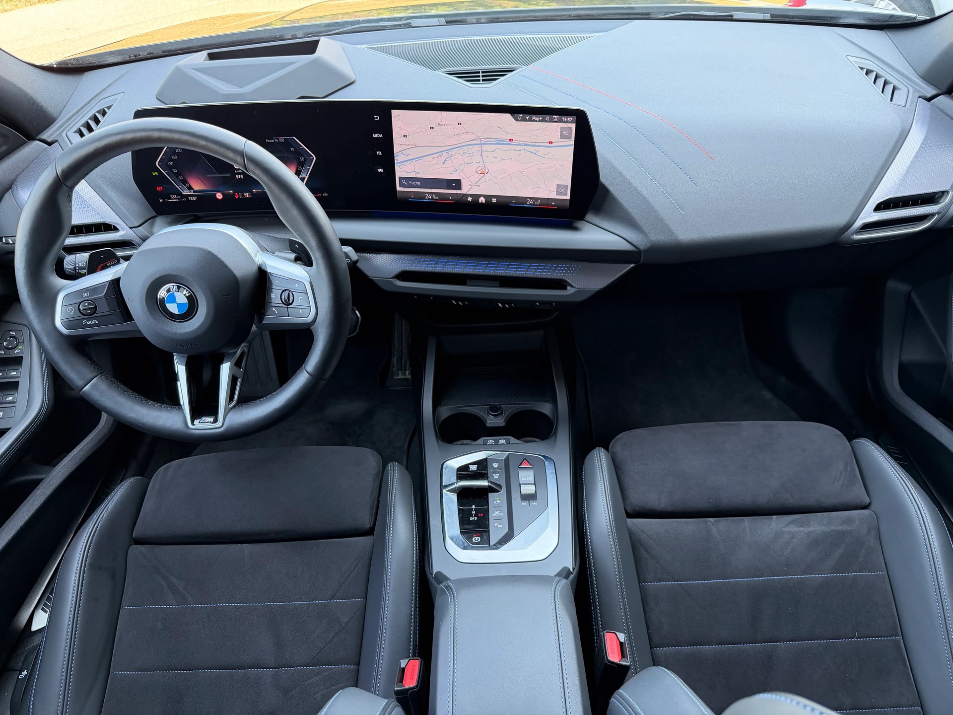 BMW 118d Steptronic M Sport Pro-image-17