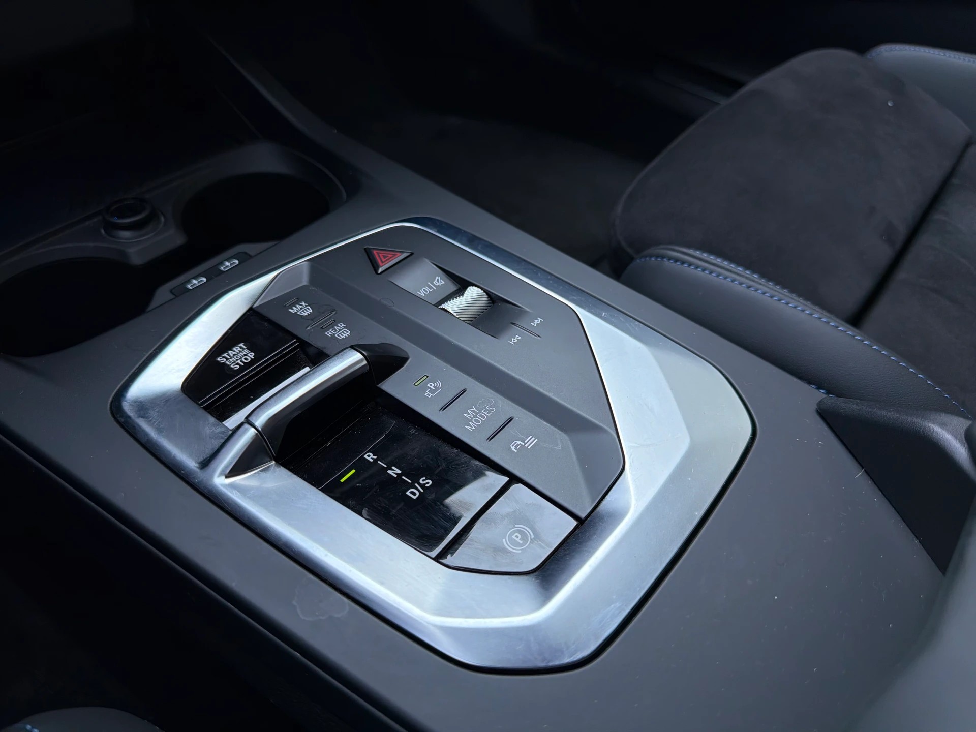 BMW 118d Steptronic M Sport Pro-image-25