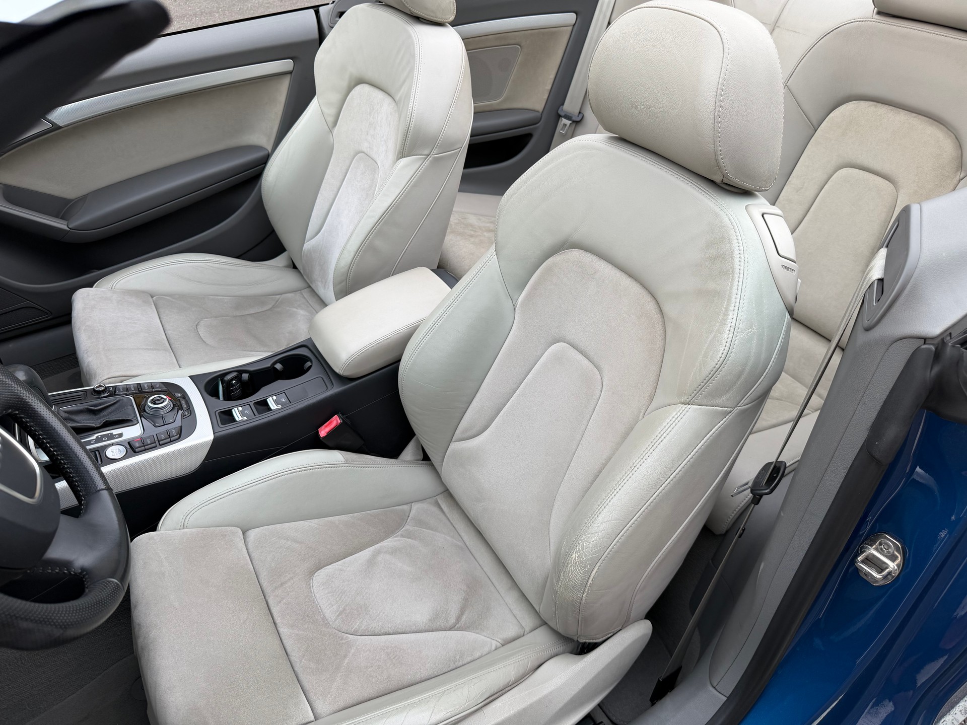AUDI A5 Cabriolet 2.0 TFSI multitronic-image-7