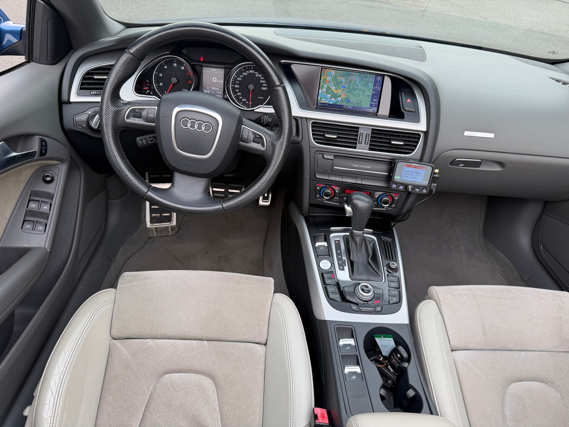 AUDI A5 Cabriolet 2.0 TFSI multitronic-image-6