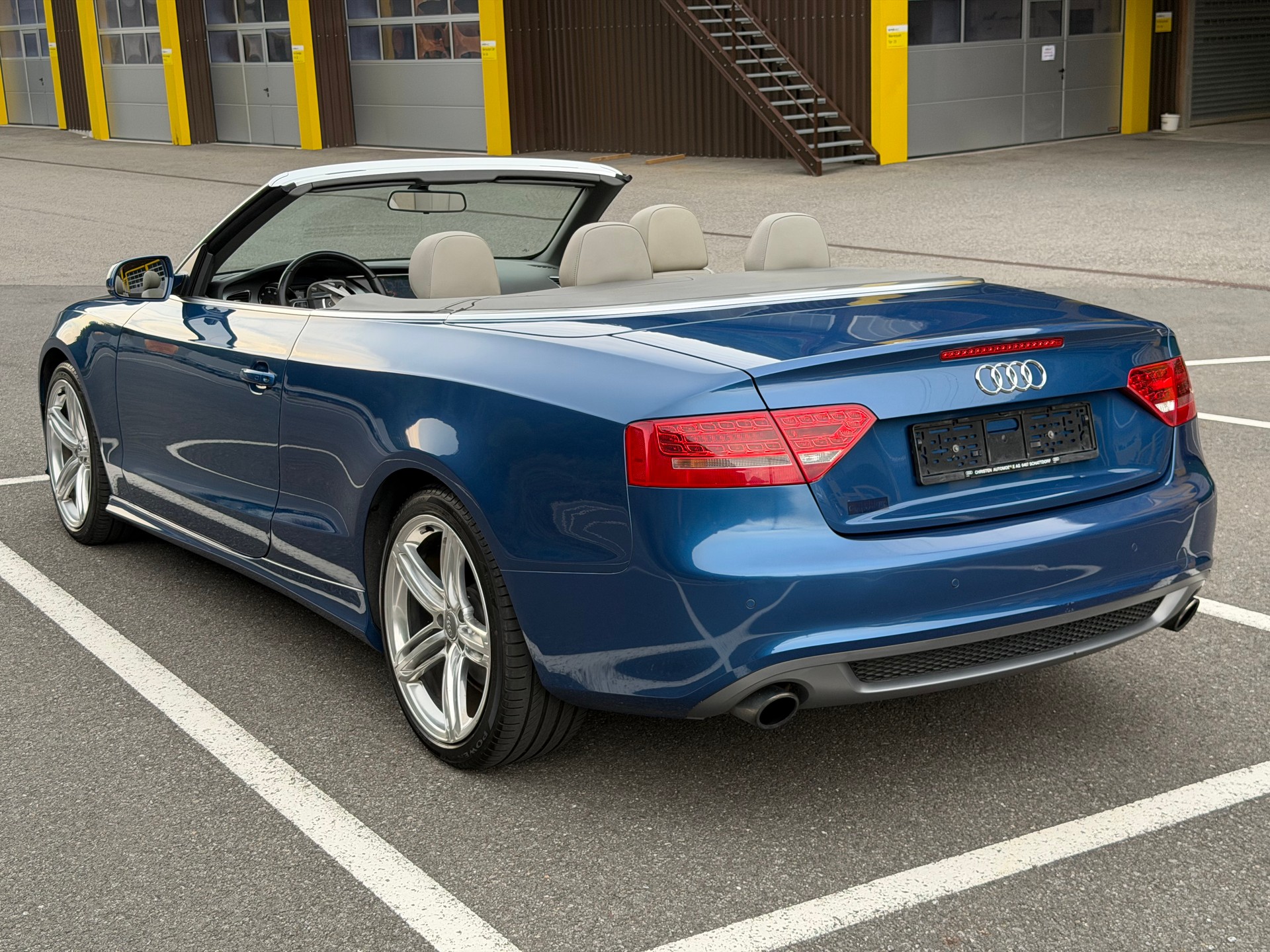 AUDI A5 Cabriolet 2.0 TFSI multitronic-image-1