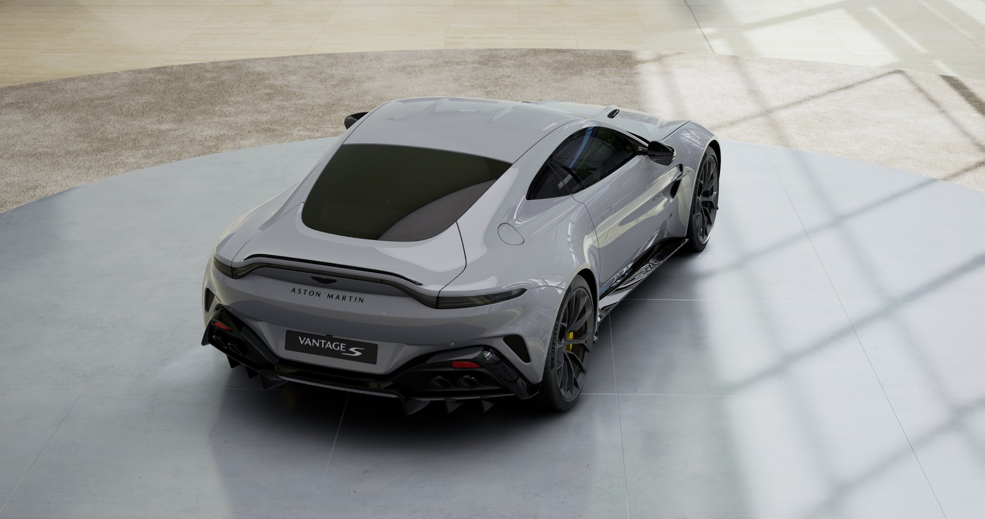 ASTON MARTIN V8 Vantage S-image-4