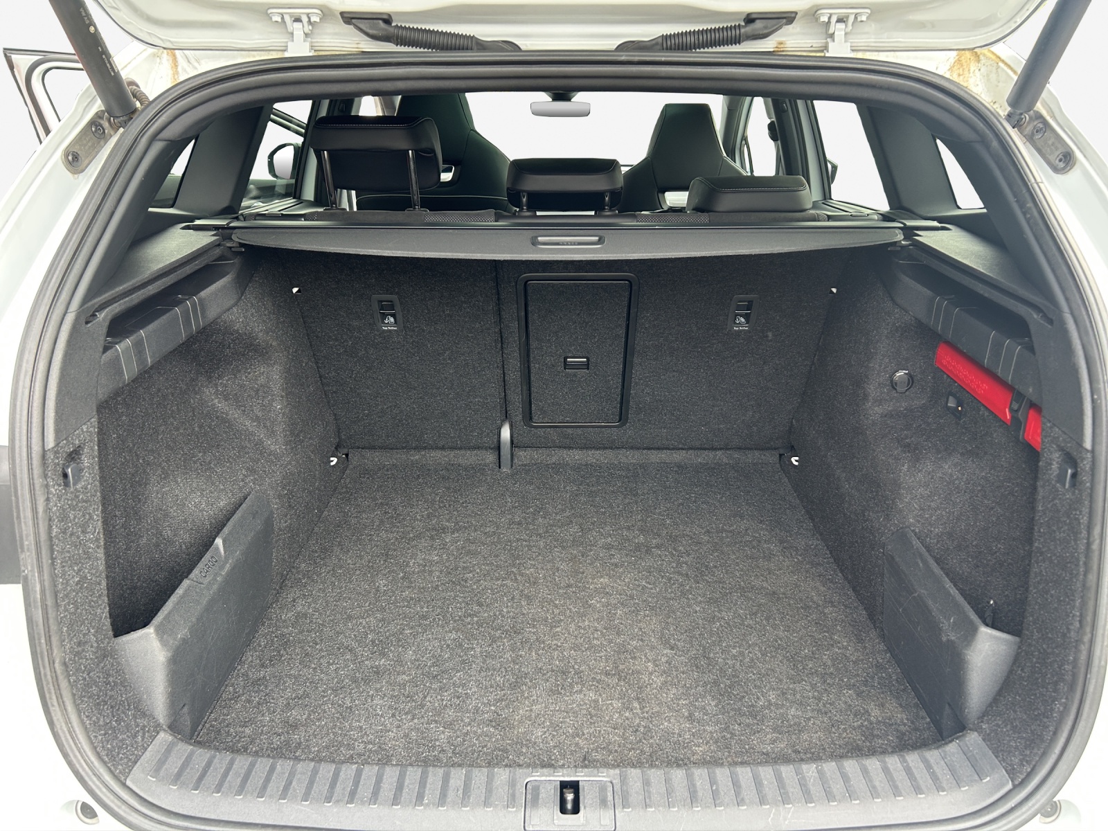 SKODA Enyaq iV 80 SportLine Ultra-image-12