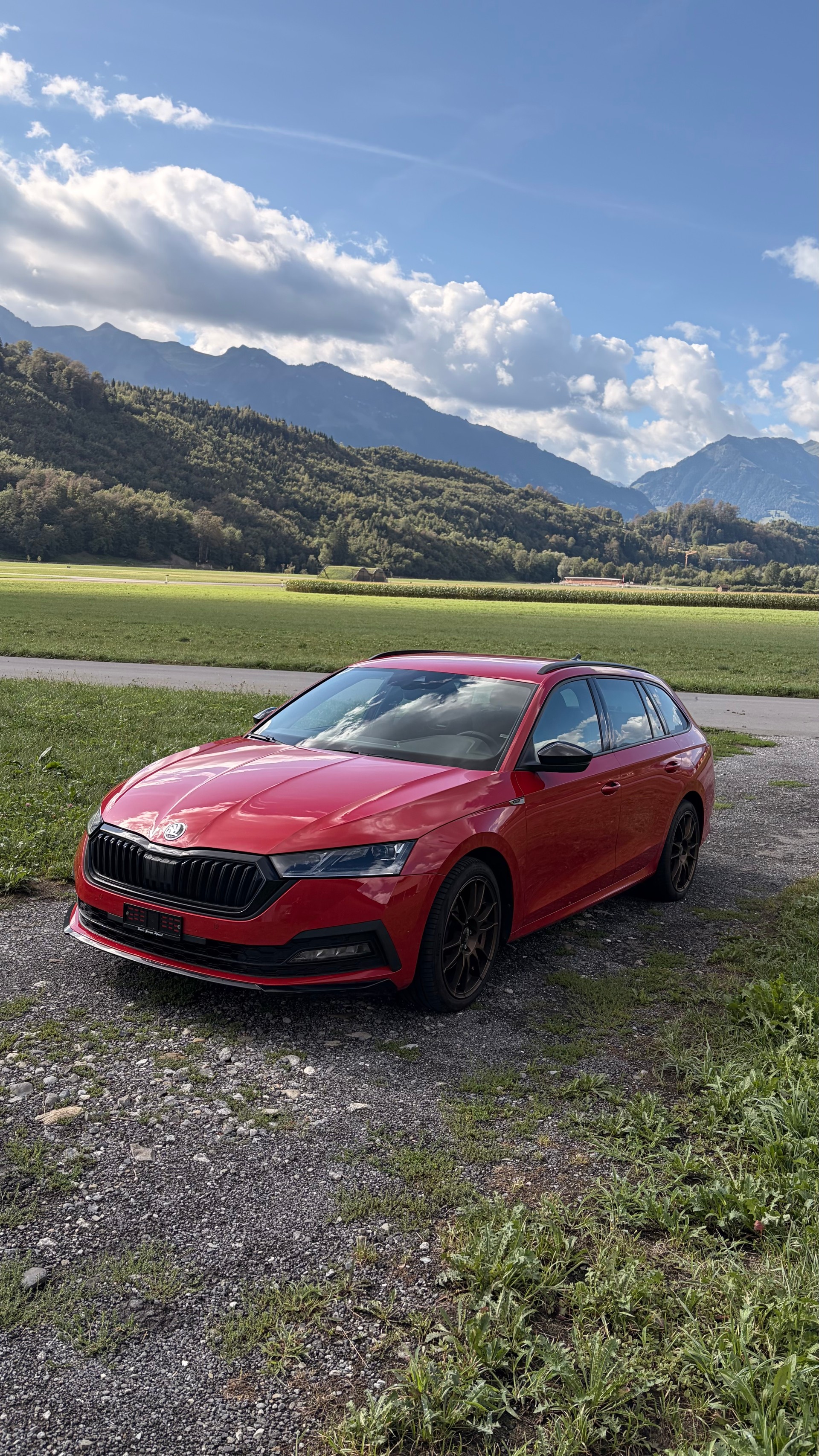 SKODA Octavia Combi 2.0 TSI SportLine DSG 4x4-image-2