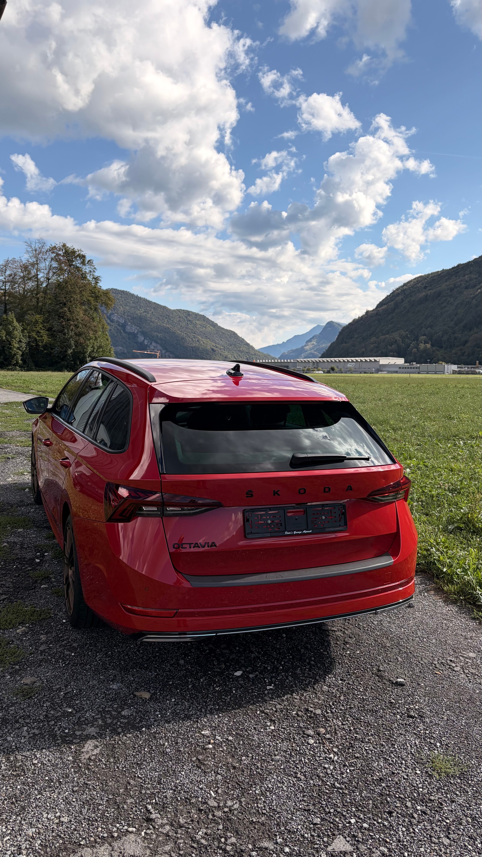 SKODA Octavia Combi 2.0 TSI SportLine DSG 4x4-image-4